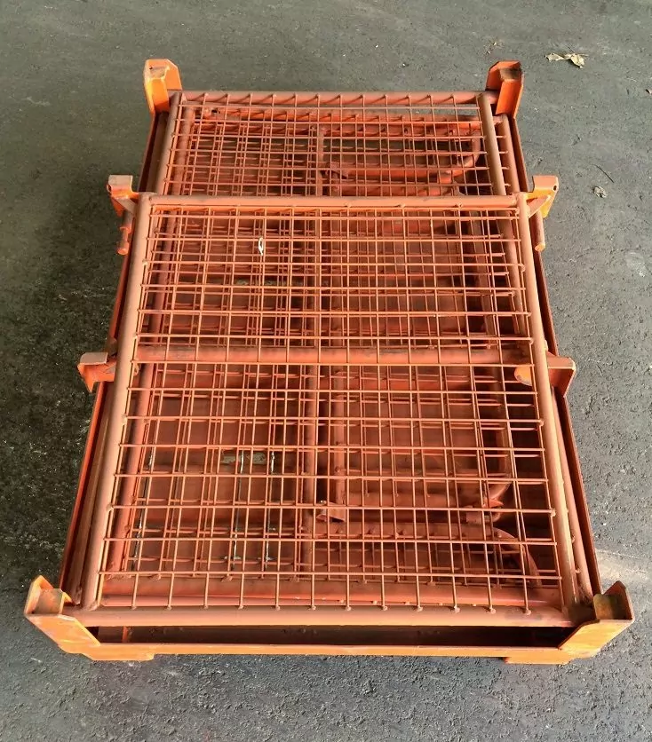 Deuxième image de Caisse palette grillagée repliable d'occasion
